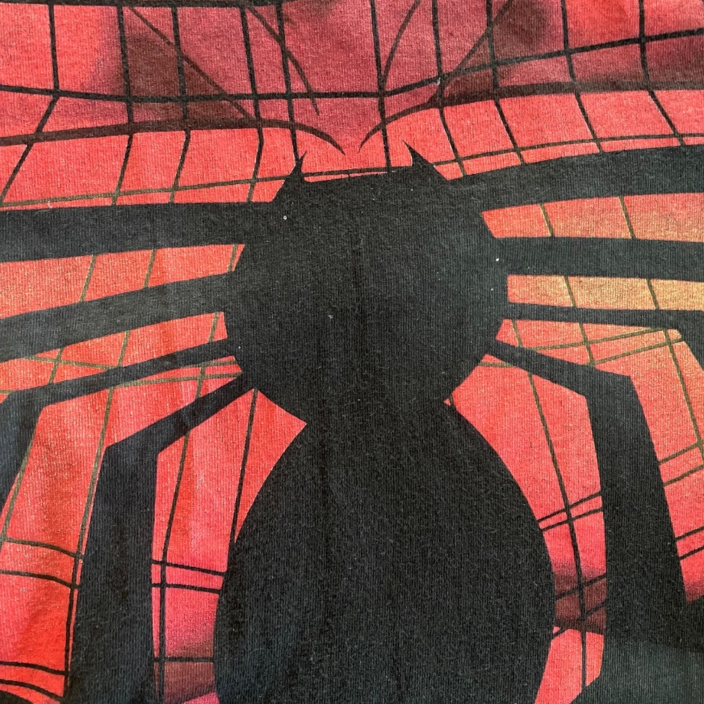 Adult tee - Picture 3 of 3